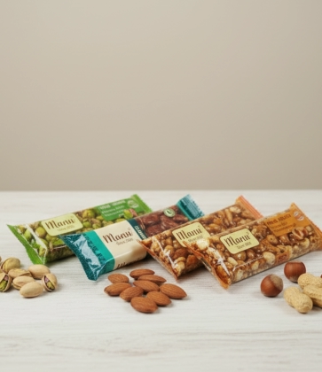 pistachio crocant, hazelnut crocant, almond crocant, nut bar, manu crocant, production, industrial